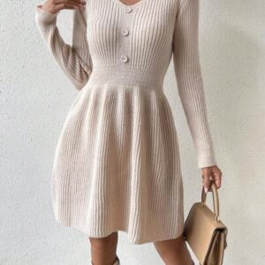 Vestido de punto tejido de canalé con botones